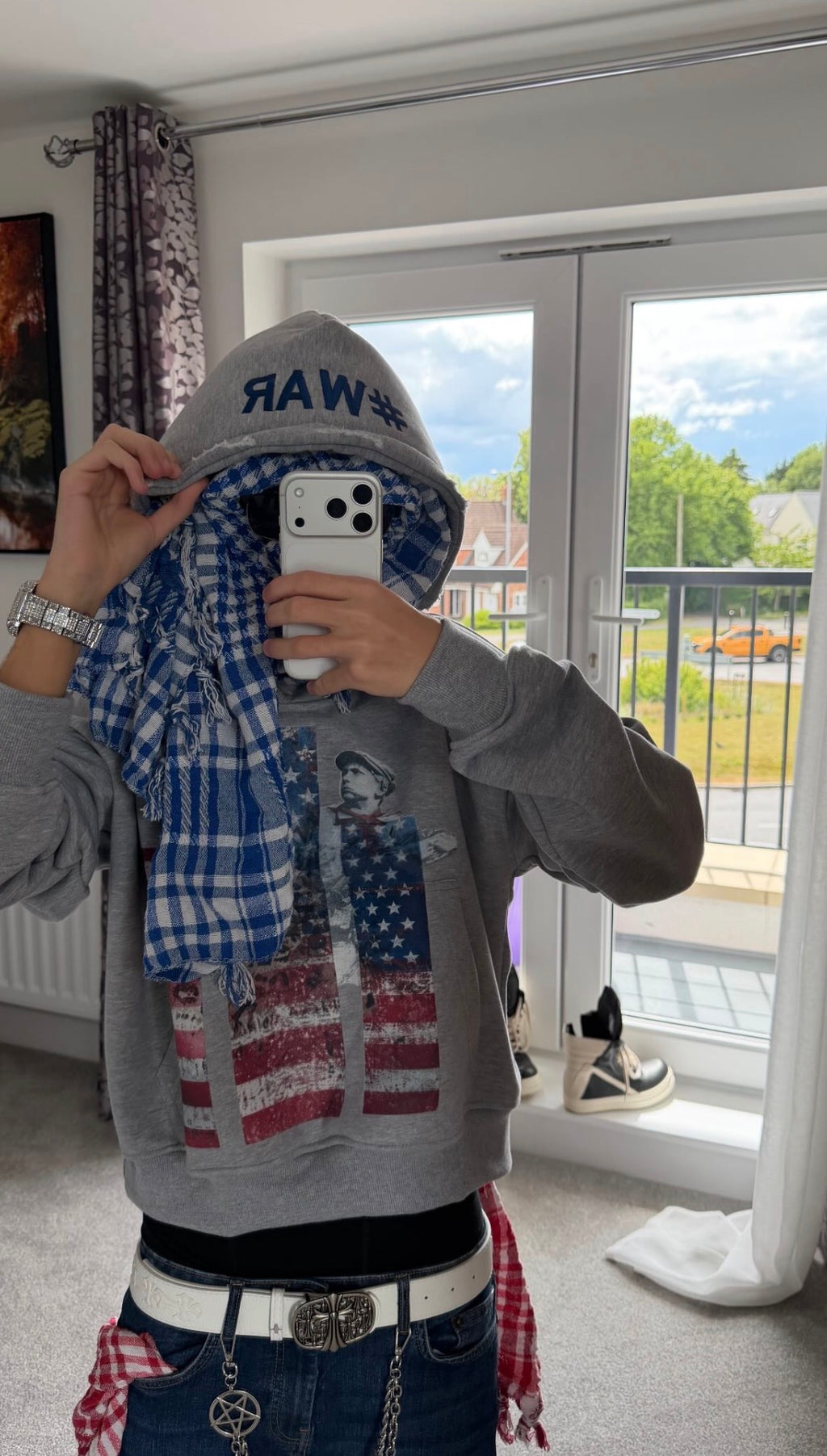 WAR hoodie